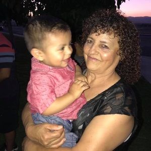 Meet your Posher, Eloísa